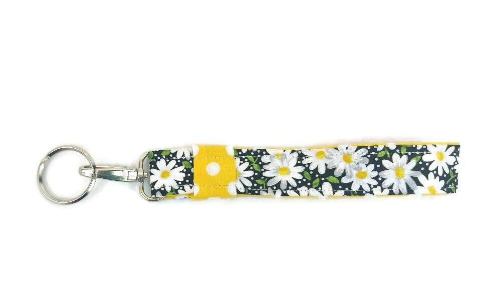 White Daisy Fabric Keychain with Lobster clip and ring