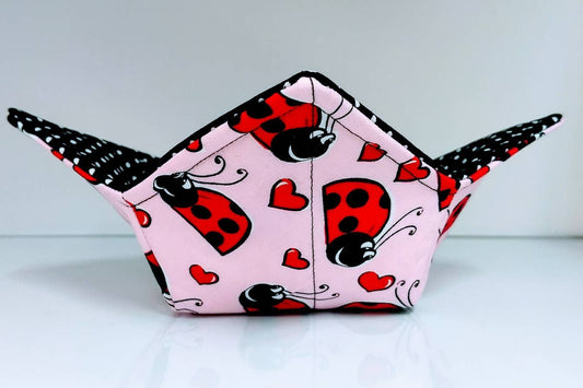 Bowl Cozy, Bowl Holder, Soup bowl for Valentines day Gifts, House Warming Gift in a Valentines Heart and Lady Bug Fabric Print
