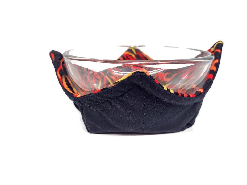 Bowl Cozy Microwave Safe Cotton Hot Soup Bowl Pot Holder in a Reversible Hot Flame and Solid Black Fabric Print