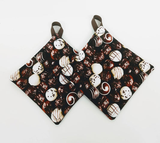 Pot holder for kitchen Pot Holder Set Oven Hot Pad Pot Holder for Cooking or Baking in a Chocolate Truffle Fabric Print