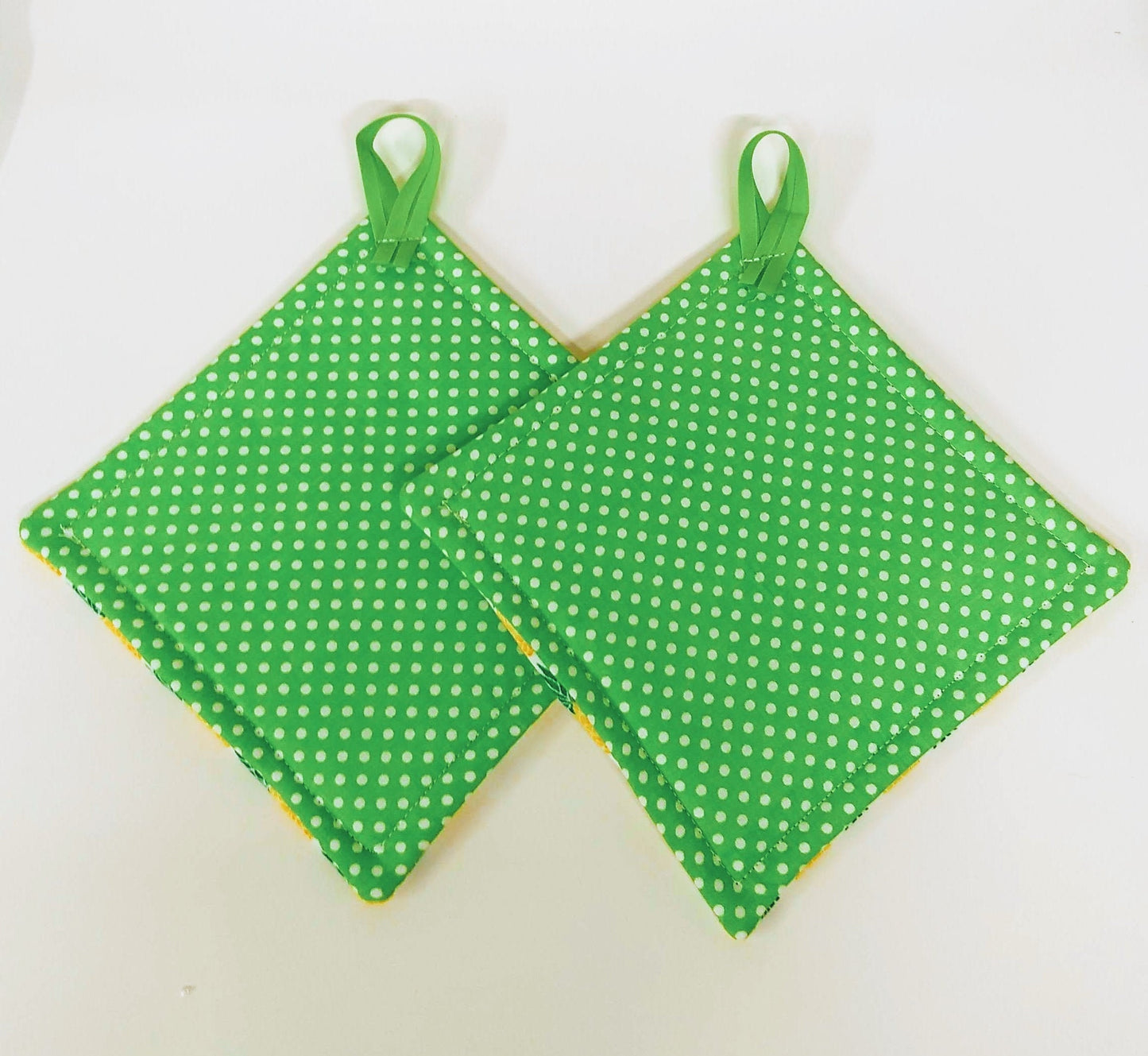 Pot holder for kitchen Pot Holder Set Oven Hot Pad Pot Holder for Cooking or Baking in a Yellow Pineapple Fabric Print