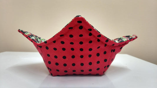 Microwavable Bowl Cozy Miniature Black and White Cherry quilted cotton reversible microwavable soup bowl holder