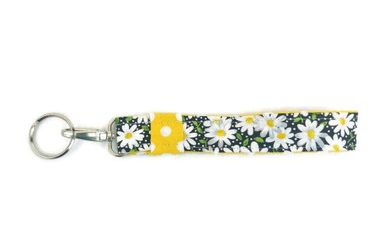 White Daisy Fabric Keychain with Lobster clip and ring