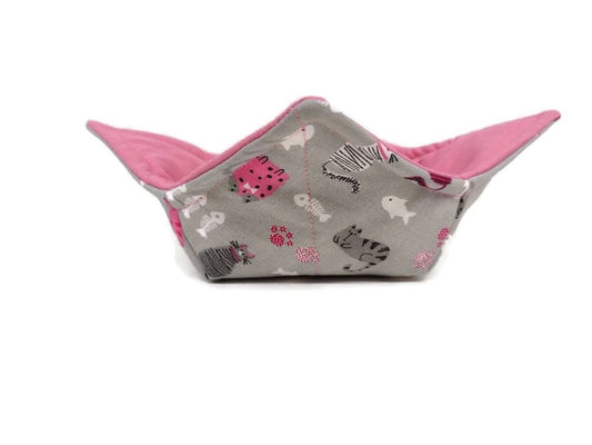 Bowl Cozy Microwave Safe Cotton Hot Soup Bowl Pot Holder in a Playful Cats and Fish Bones Fabric Print