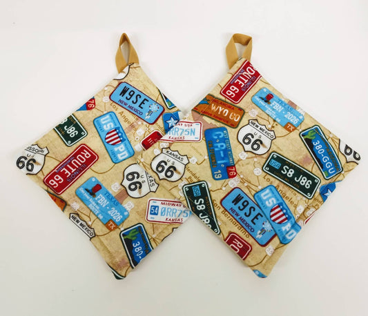 Pot holder for kitchen Pot Holder Set Oven Hot Pad Pot Holder for Cooking or Baking in a Historic Street Sign Fabric Print