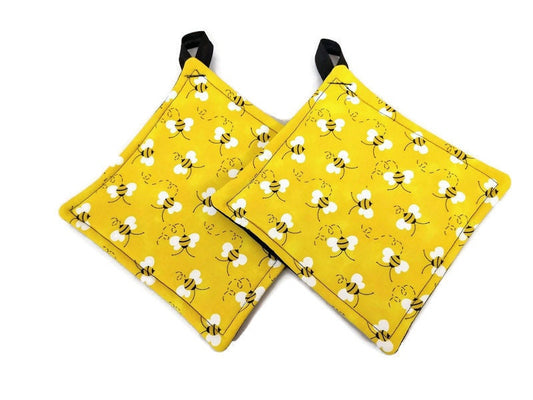 Pot holder for kitchen Pot Holder Set Oven Hot Pad Pot Holder for Cooking or Baking in a Yellow Honey Bee Fabric Print