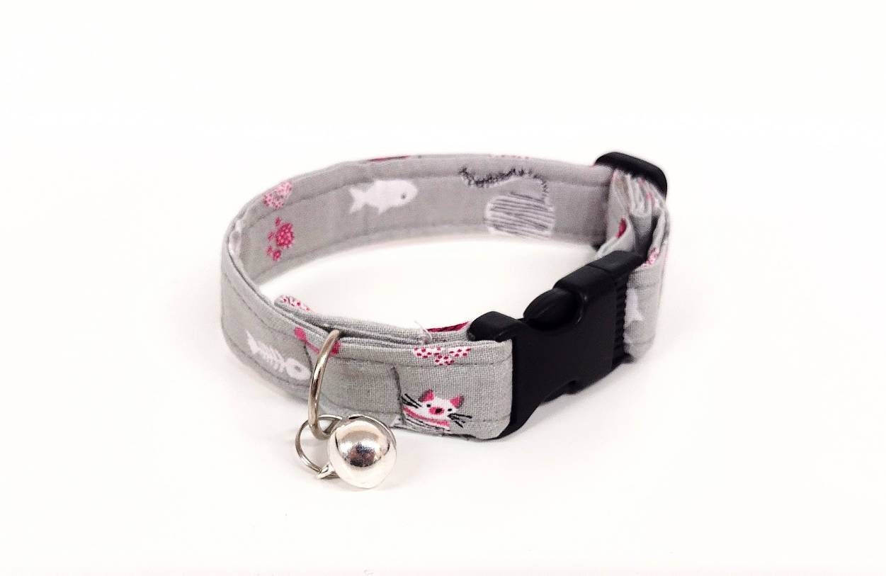 Grey cat and fish bone adjustable cat collar with bell