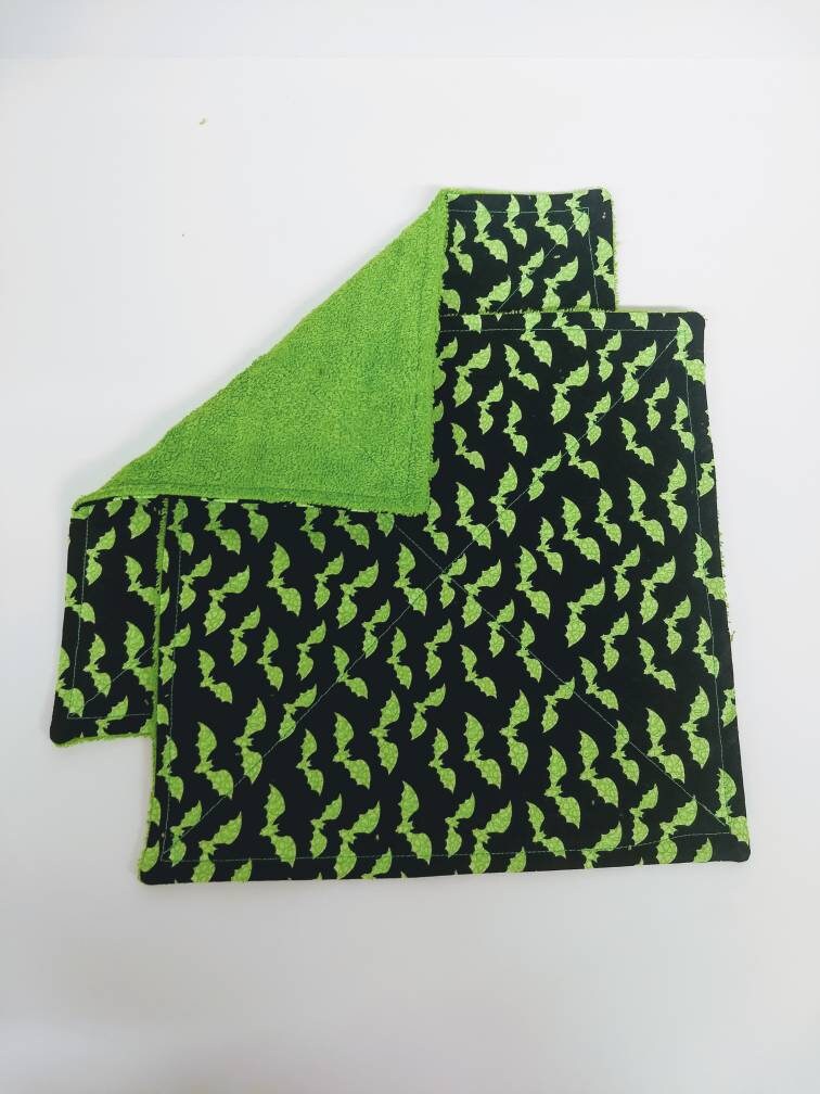 Halloween Lime Green Bat Kitchen Towel Terry Cloth Set