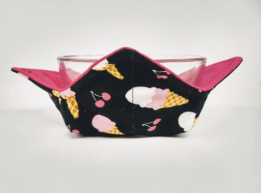 Bowl Cozy Microwave Safe Cotton Soup Hot Bowl Pot Holder in a Ice Cream Cone and Hot Pink Fabric Print
