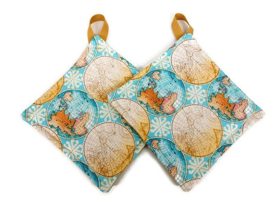 Pot holder for kitchen Pot Holder Set Oven Hot Pad Pot Holder for Cooking or Baking in an Antique World Fabric Print