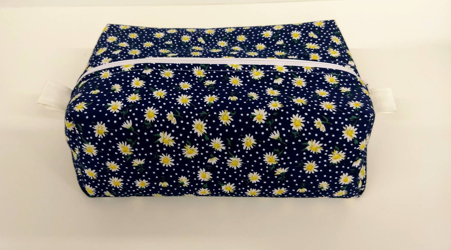 Blue Miniature Daisy Box Zippered Travel Bag